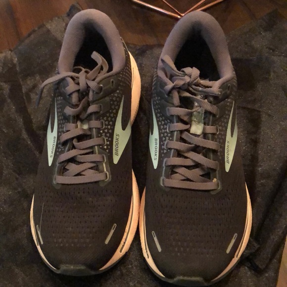 👟Brooks ghost cushion neutral athletic shoes - Picture 2 of 9